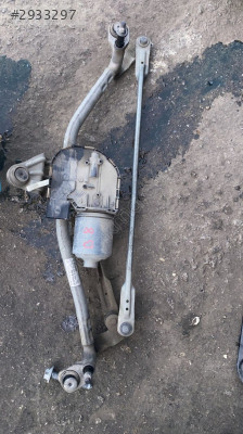VW PASSAT B8 ÖN CAM SİLGİ MOTORU OTO FEDAİ