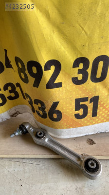 MERCEDES C SERİSİ W205 ÖN SALINCAK