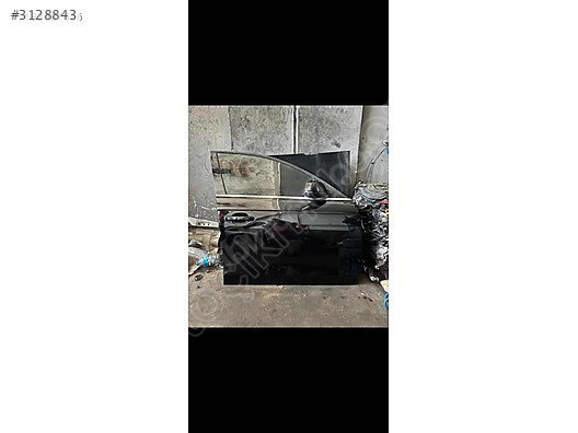 Audi A4 2014 ön sağ kapı