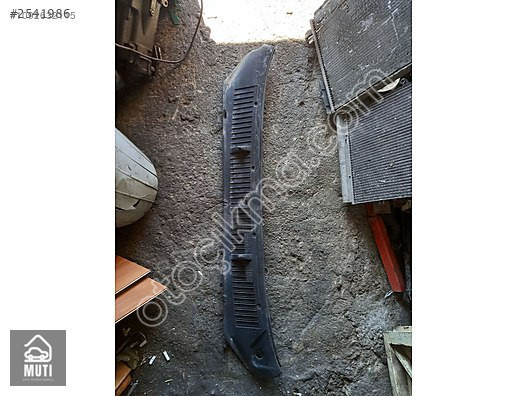 OEM;7585663 FİAT TEMPRA-TİPO CAM ÖNÜ IZGARA