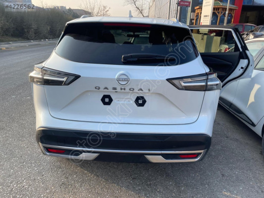 NİSSAN QASHQAI - BAGAJ KAPAĞI 1.3 DIG-T BENZİNLİ 2024
