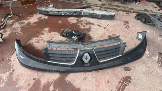 2011 RENAULT TRAFİK ÇIKMA ORJINAL HATASIZ ÖN PANJUR