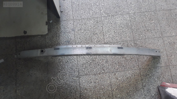 Mercedes E 207 TAMPON DEMİRİ ÖN