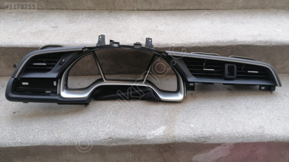 Honda CİVİC GÖSTERGE ÇERÇEVESİ HAVALANDIRMA 77205 TBA