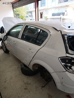 ASTRA H SOL VE SAĞ ARKA ÇAMURLUK ADET FİYATI