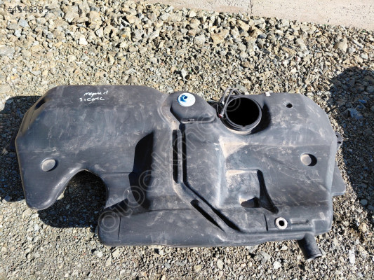 Renault Megane 1 Scenic yakıt deposu