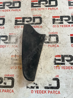 CLİO 4 SAĞ ARKA KAPI KENAR ÇITASI 822746028R