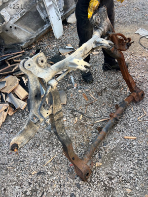 2003 2006 Hyundai Atmira Accent çıkma motor traversi orjınal çıkm