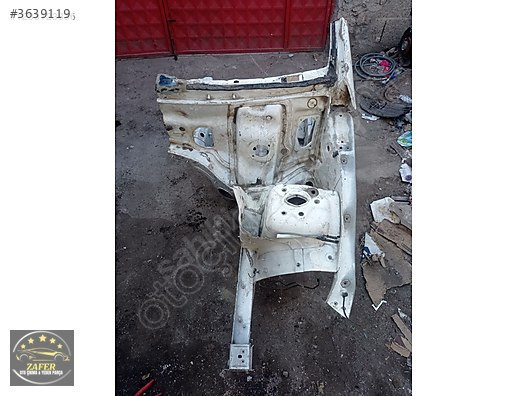 Mercedes w204 ön sol podye ön Şaşi ön çeyrek