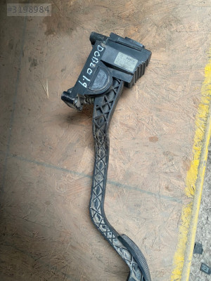 Doblo 1.9 gaz pedalı
