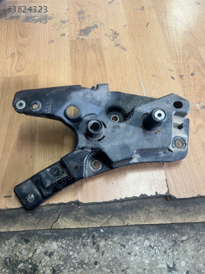 Volvo xc60 sağ tampon braketi
