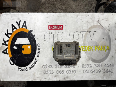 8200311550 RENAULT MASTER 2.5 DCI Orijinal Çıkma Motor Beyni