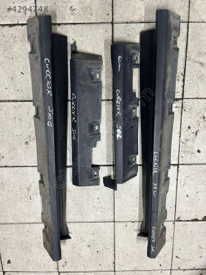 COURİER SAĞ SOL MARŞPİYEL PLASTİĞİ ORJİNAL ÇIKMA PARÇA