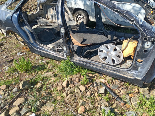 RENAULT LAGUNA 1 KESME SAĞ MARŞPİYEL