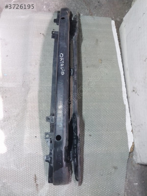 SKODA OCTAVİA 2007 ÇIKMA ORİJİNAL TAMPON DEMİRİ