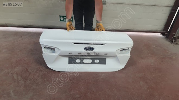 Ford Focus 5 arka bagaj sefalılar oto cıkma