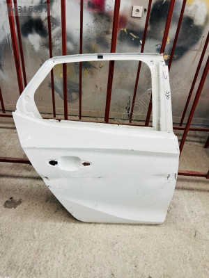 Opel Corsa F kasa çıkma arka sağ kapı
