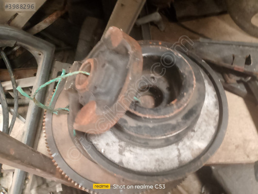 W126 MERCEDES 280 KRANK KASNAK