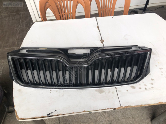 ÇIKMA SKODA RAPİD ÖN PANJUR