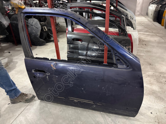 NİSSAN PRİMERA ÇIKMA ORJİNAL SAĞ ÖN KAPI BD1