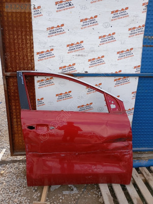 Kia Sportage 17-20 çıkma sağ ön kapı