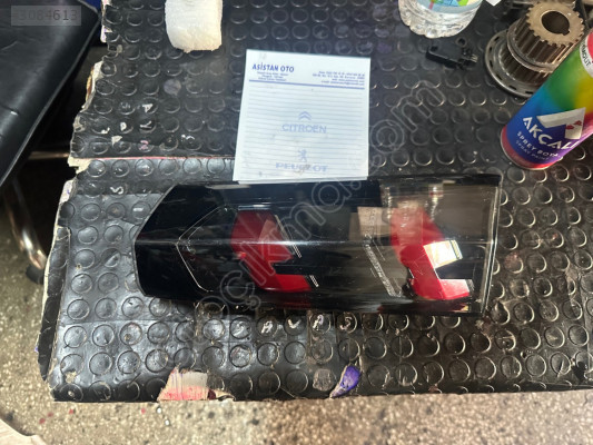Peugeot 2008 sağ stop