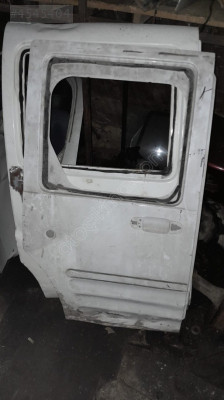 Ford Connect sağ sürgülü kapı