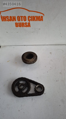 Favorit felicia krank kasnağı ve eksantrik dişlisi ve zinciri