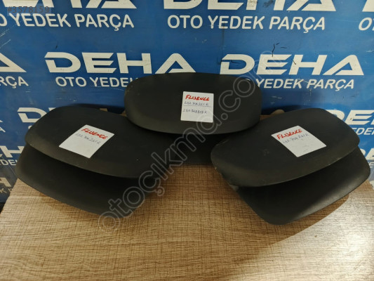 RENAULT FLUENCE TEYP EKRAN ÜST PLASTİK TRİM