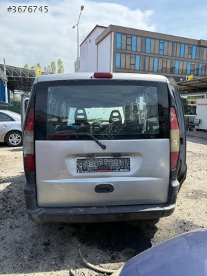 FİAT DOBLO BAGAJ KAPAĞI