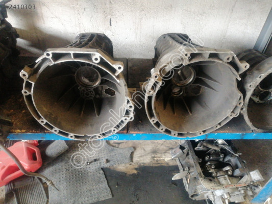 FORD TRANSİT V184 V347 ŞANZIMAN MAHUFAZA ÇIKMA