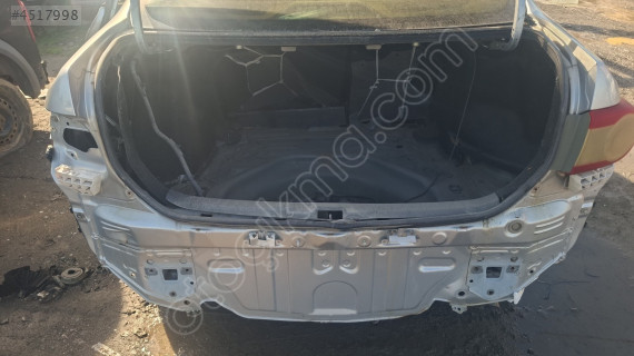 TOYOTA COROLLA ARKA PANEL 2011