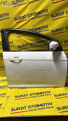 FORD FOCUS 3,5 SAĞ ÖN KAPI ORİJİNAL ÇIKMA