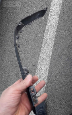 Renault Laguna 2 ön tampon sol köşe bandı