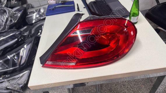 VOLKSWAGEN BETTLE SAĞ STOP ORJİNAL ÇIKMA