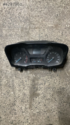 Ford custom km saati