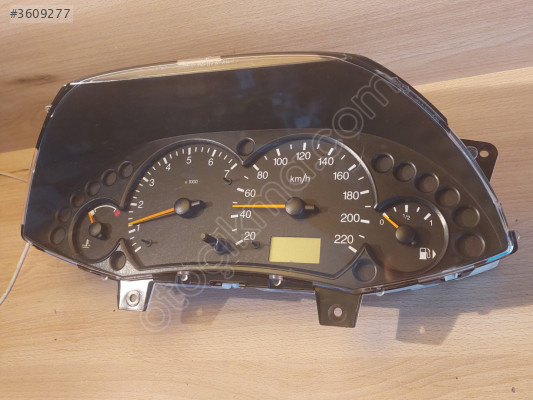 FORD FOCUS MK1 KM SAATI 98 >04 BENZIN