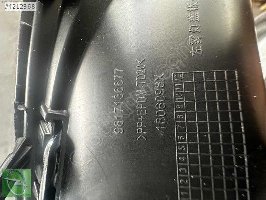 PEUGEOT 3008 ÖN SİS FARI ÇERÇEVESİ KROM 9817136677