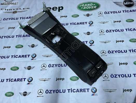 BMW G30 5 Serisi Orta Konsol