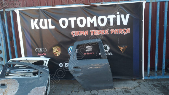 dacia duster sağ arka kapı