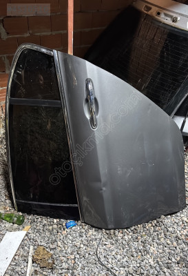 fiat egea cross orjınal sol arka kapı