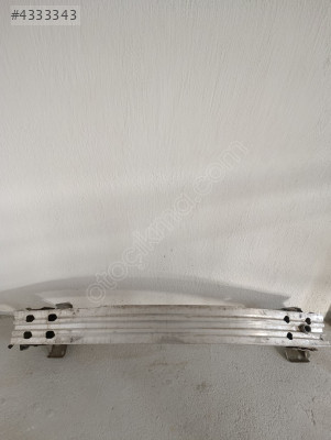 COROLLA ÖN TAMPON DEMİRİ 19-22