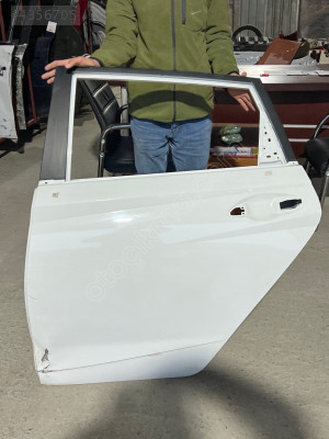 2022 2023 Hyundai i20 çıkma arka sol kapı