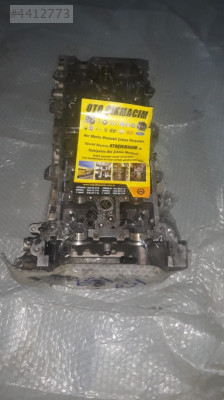 MERCEDES VİTO 651 MOTOR SİLİNDİR KAPAĞI