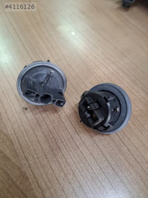 Dacia duster gündüz far ampul duyu 261341503R 1300630152