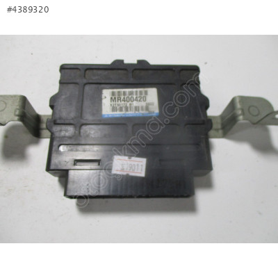 Mitsubishi Pajero Şanzıman Modülü MR400420 X2T34172