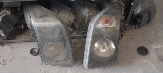 Volkswagen  Crafter Sol Ön Far
