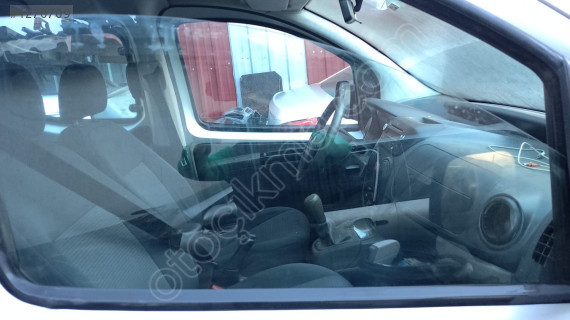 citroen nemo sağ ön kapı camı