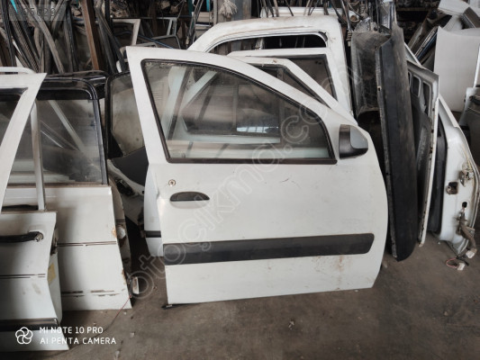 Renault dacia sağ ön kapı