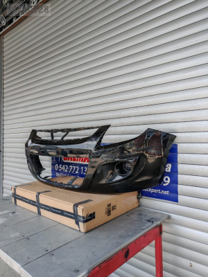 HYUNDAİ İ20 2007-2011 SIYAH ÖN TAMPON-DÜZCE ÇIKMA